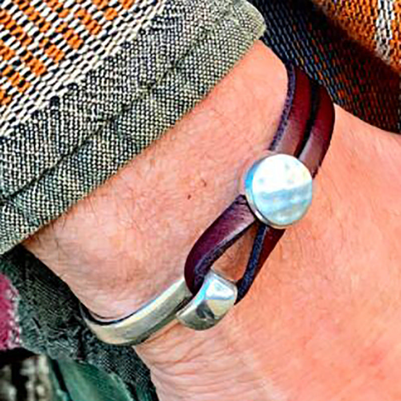 Bracelet classique au charme intemporel