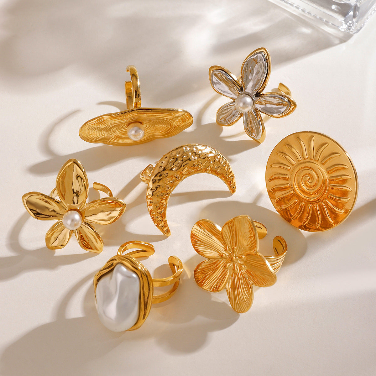 Vintage Gold Plated Pearl Flower Ring