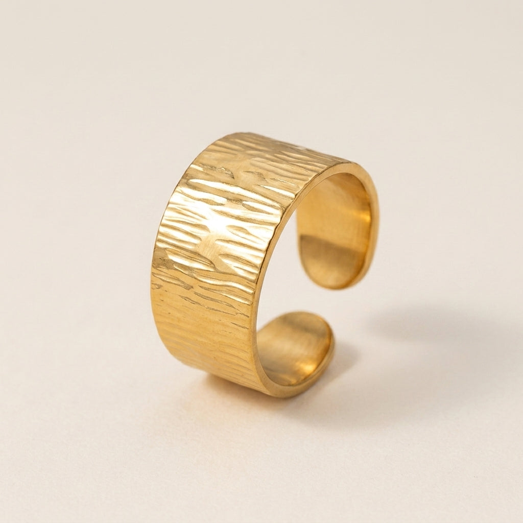 Wide Band Ring